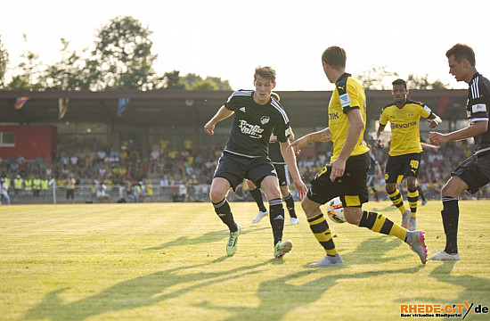 Galerie: VfL Rhede gegen Borussia Dortmund / Bild: _DSC3107.jpg