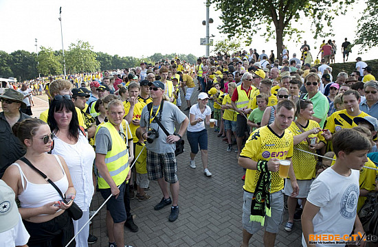 Galerie: VfL Rhede gegen Borussia Dortmund / Bild: _DSC7555.jpg